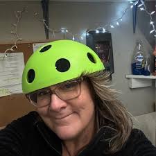 Chelle wants to remind you that we have a Pizza and Pickleball Party  tomorrow