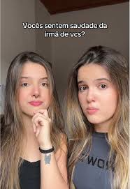 Trigêmeas Divertidas dançam TikTok com Muita Alegria