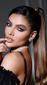 Merry christmas 🎄 , •Chicos primero que todo quiero desearles una feliz  navidad 🎁 que tengan un día increíble a el lado de sus familias 🫶🏻 darle  gracias a Dios y a ustedes por tanto apoyo y por ...