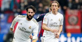 Luka modrić modric real madrid tottenham hotspur spurs croatia highlights goals goal skills skills assists best top most vs. Tottenham Great Favourite To Complete Stunning Signing With Two Year Offer
