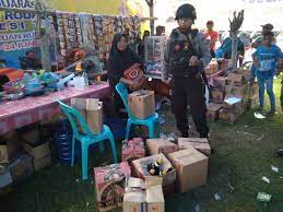 Maybe you would like to learn more about one of these? Jamin Keamanan Lebaran Ketupat Brimob Gorontalo Grebek Penjual Miras Berkedok Warung Makan Polda Gorontalo