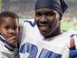 Dallas Cowboys - Former Cowboys Safety James Washington with his son after  Super Bowl XXVIII. Football is Family, are you a Dallas Cowboys Super Bowl  baby? | Facebook
