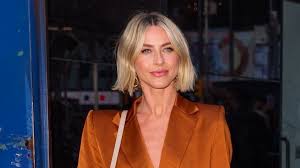 Julianne Hough is the epitome of chic while announcing the new DWTS cast  live on Good Morning America in NYC | Daily Mail Online