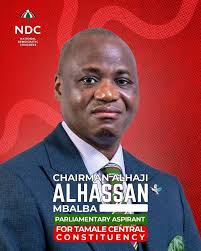 At the moment Dr. Samura Kamara Na D most popular man na d world! Wow! E  say e nor day compromise democracy for Koko Yeager!