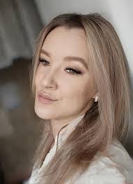 Ciara Walden's Instagram, Twitter & Facebook