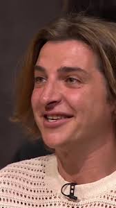 Jonathan ha conseguido desenvolverse a la perfección con el cabello rizado  de su modelo 💛 #HairStyleTheTalentShow #HairStyle #haircut  #haircuttutorial #hairtok #hairstyles #hairtransformation