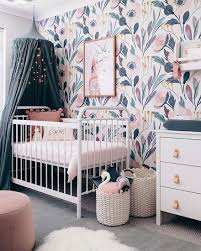 Je veux trouver des idées de décoration pour ma chambre bébé pas cher ici chambre bébé corail et gris. Chambre De Bebe 6 Idees Deco Tres Tendances En 2021