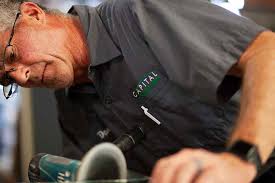 When you need a glass expert in the greater baton rouge region to help you renovate your windows and cut down costs on your next electricity bill, look no further. Capital Glass Baton Rouge Auto Glass Residential Glass Commercial Glass Baton Rouge