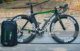 Most people who say that their maximum is 1,600 watts won't put out 1,600. Cervelo Bike Used By Uk S Mark Cavendish From Dimension Data Who Won The Opening Stage A 189 Km Emirates Motor Company Stage From M Bike Bike Swag Ideal Bikes