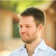 Gordon Hecker's Instagram, Twitter & Facebook