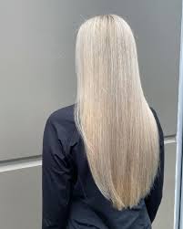 A layered haircut is a guarantee of added volume for thin hair. 26 Easy Haircuts And Hairstyles For Long Straight Hair In 2021