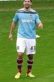Sebastian francisco lletget is an american professional soccer player who plays as an attacking midfielder for major league soccer club la g. Sebastian Lletget Age Birthday Biography Facts Howold Co