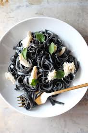 Crab And Garlic Cream Squid Ink Pasta Squid Ink Pasta Squid Ink Pasta Recipe Food