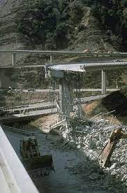 Things You Might Not Have Known About The Northridge Earthquake Northridge Earthquake San Fernando Valley Earthquake
