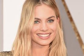 The wolf of wall street star talked candidly about her lack of interest in fellow actors. Margot Robbie Hollywood Schonheit Enthullt Genauen Ernahrungsplan Und Cheat Day Gala De