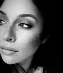 Shades Of 32 🤍🖤'