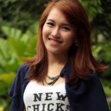 An indonesian singer, ayu ting ting first gained widespread attention for her song, fake address in 2010. Ayu Tingting Realll Ayuting Ting Twitter