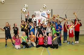 Anfahrt mit bus und bahn. Kurier Dachau Balle Fur Kindersportschule
