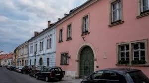 A fidesz rendezvényeinek egykori műsorvezetője, rákay philip és családja egy viii. Wjzhnwpjm5laem