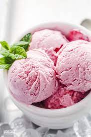 Place it on the ice cream maker, attach the paddle and the lid, and turn it on. Healthy Strawberry Cheesecake Ice Cream Low Calorie
