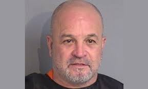 TAVISTOCK GROUP BUYS RESTAURANTS, TAPS CNL EXECUTIVE TO OVERSEE THEM