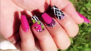 Uñas rojas y negras uñas acrilicas rojas uñas azules uñas de san valentín diseños de uñas acrilicas remedios para las uñas uñas de color rojo formas de las uñas uñas acrílicas de colores. Unas Acrilicas Negras Con Rosa Decoradas Con Swarosvki Y 3d Youtube