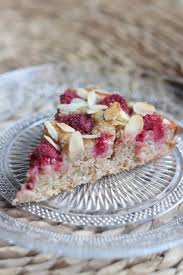 Gateau Moelleux Amandes Framboises Et Banane Vegan Sans Matieres Grasses Ajoutees By Flora B Gateau Moelleux Moelleux Framboise