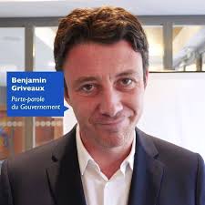In this inaugural article, benjamin griveaux is thus presented as a candidate who positions himself as an exemplary father, taunts the author in a long post referring in particular to exchanges with a young girl. En Marche Benjamin Griveaux Repond Au Questionnaire De La Gme Facebook