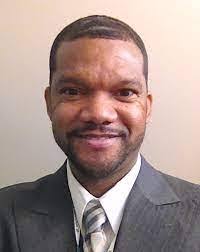 Newport Independent School District signs Superintendent Tony Watts to new  four-year contract