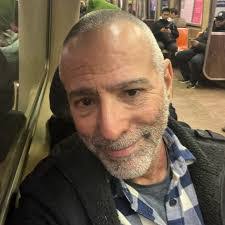 Michael Broder's Instagram, Twitter & Facebook