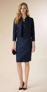 Chi ci sceglie lo fa in maniera intelligente cerimonia si, ti offre marchi prestigiosi quali: Abiti Da Cerimonia Autunnali Abiti Abiti Blu Vestiti