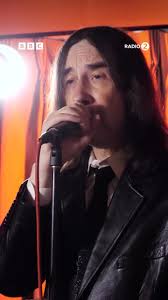 Primal Scream covering Lana Del Rey 's 'Did You Know There's a Tunnel Under  Ocean Blvd' for Jo Whiley's Sofa Sessions