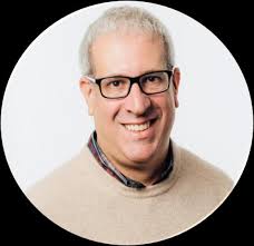 Navigating the AI Horizon in Healthcare: A Morning Welcome and Keynote  Elise Kohl-Grant, HIMSS Chair and Sr Healthcare Sales Adv