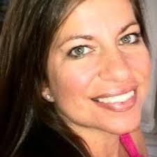 Jennifer Rediker's Instagram, Twitter & Facebook