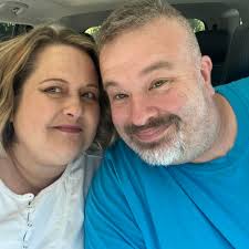 Is Benner's Hardware closed?