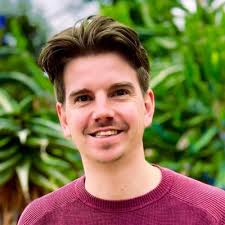 As we approach the festive season, I always find it a helpful moment to  reflect. I can't quite believe it's been 15 years since I started  freelancing as a coach and facilitator,