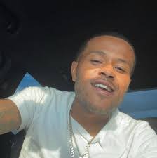 Elijah Scott's Instagram, Twitter & Facebook