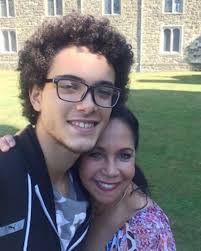 Siempre quise tener otro hijo, otro varón y de una manera increíble te vi  antes de conocerte y quererte Oraba en una montaña junto a Danny Rivera Y  le dije Danny vi