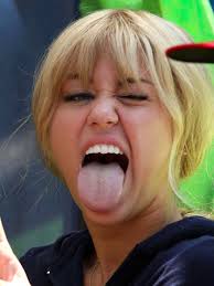 Miley Cyrus : r/celebritymouths