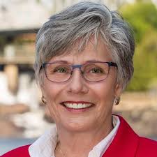 Karen Acton Lakes of Muskoka Realty