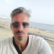 Alejandro Barrientos's Instagram, Twitter & Facebook