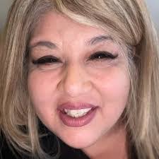 Amelie Sanchez's Instagram, Twitter & Facebook