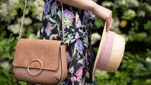 Vegan leather purses by angela roi. 12 Best Vegan Handbag Brands In 2021 Designer Luxury Purses Bags