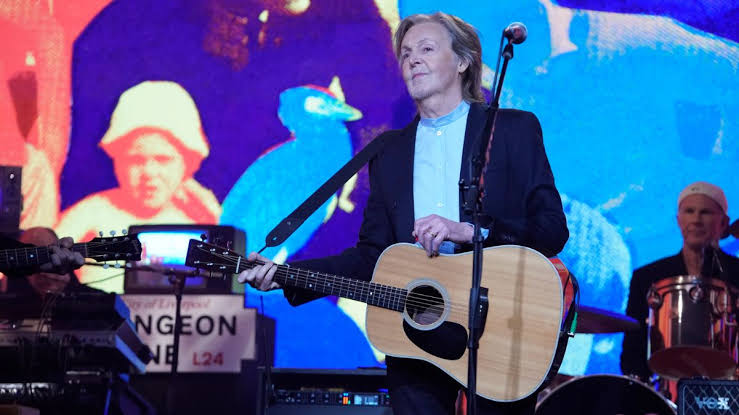 The Beatles' Day Tripper almost didn't have its guitar riff | Guitar World