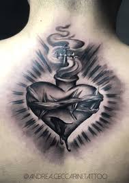Tatuaggio Chicano Roma By Andrea Ceccarini Sacro Cuore Tattoo Collo Wing Tattoo Sacred Heart Tattoos Neck Tattoo Heart Tattoo