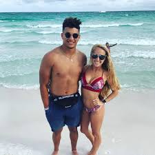 Super Bowl: Kansas City Chiefs QB Patrick Mahomes girlfriend stuns ahead  of tie - Daily Star