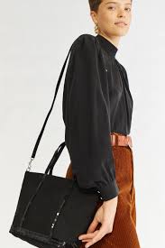 Retrouvez nos nouveautés cabas en cuir, suède ou nubuck. Petit Cabas Toile Et Paillettes Noir Vanessa Bruno