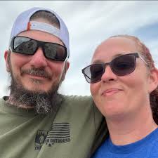 Best Michael Jackson song of all time but you aren't allowed to say 'Billie  Jean' or 'Thriller' ‼️😳