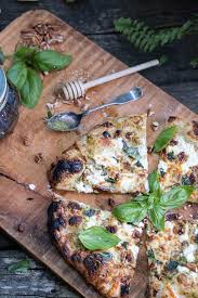 Pesto Pizza Recipe With Goat Cheese Honey The Art Of Doing Stuff