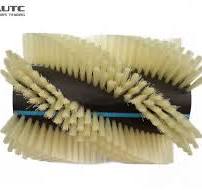 Rotating Roller Spiral Wire Brush Customized Soft Bristle Easily Installed
